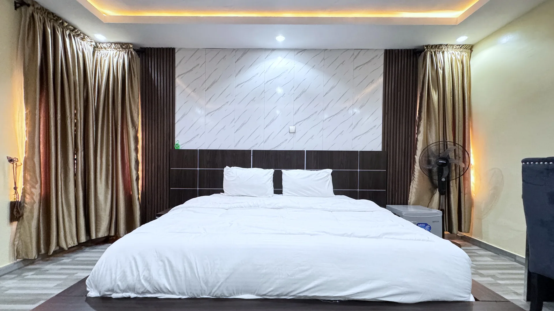 Room to arrive and exhale. at Seedland Hotel